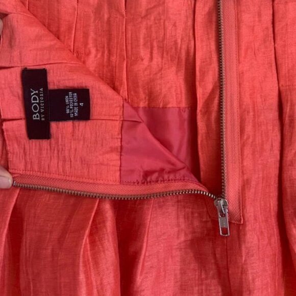 Midi Skirt - Body by Victoria Secret Size 4 - Picture 7 of 10